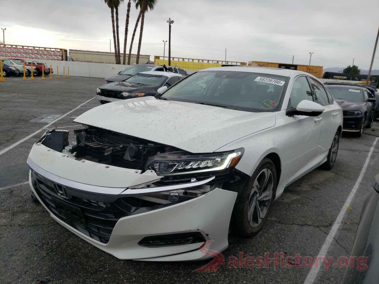 1HGCV1F51JA215035 2018 HONDA ACCORD