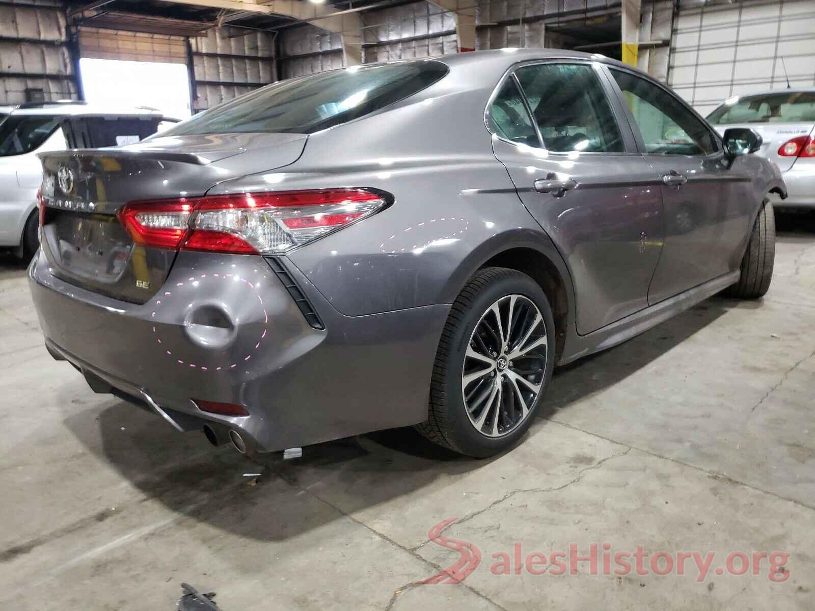 4T1B11HK7JU599177 2018 TOYOTA CAMRY