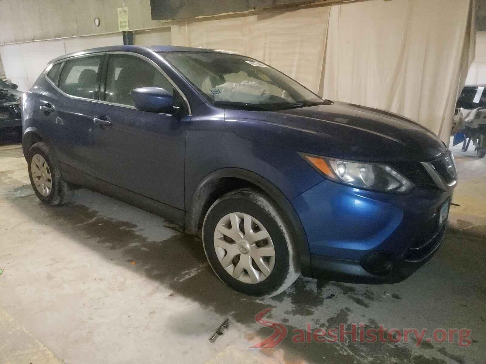 JN1BJ1CRXJW263975 2018 NISSAN ROGUE