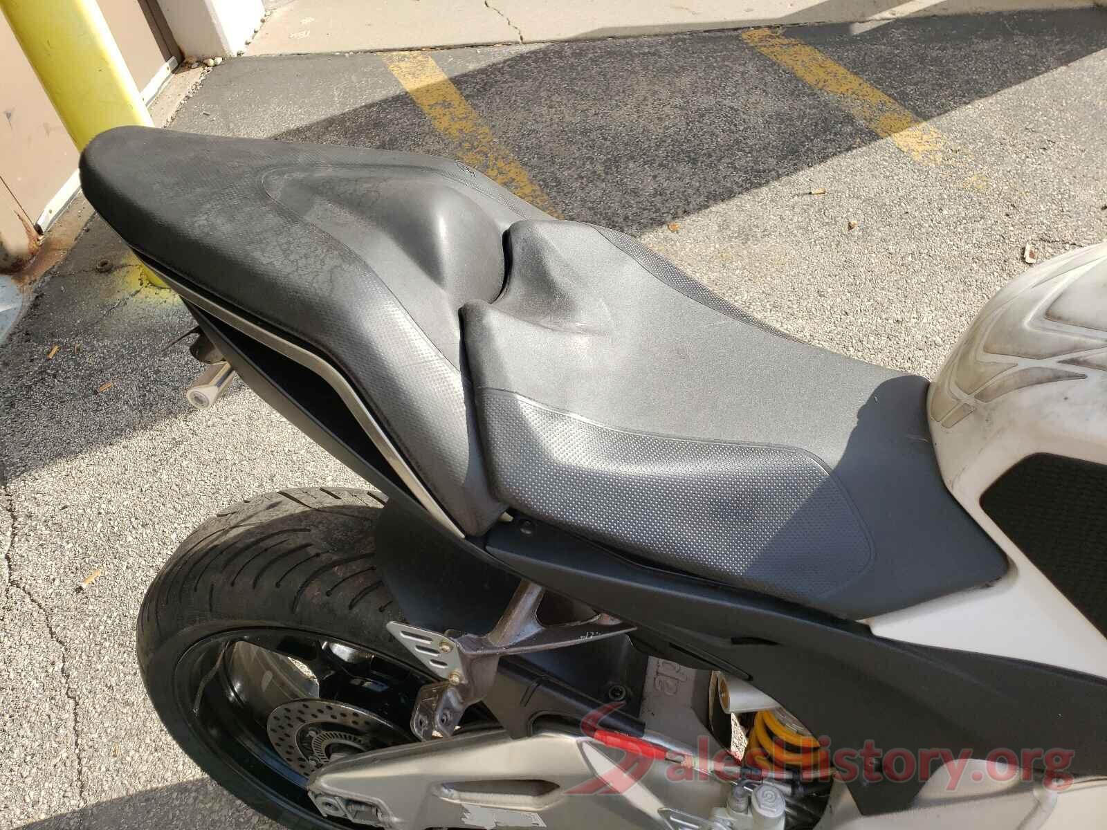 ZD4TYCA09ES000259 2014 APRILIA TUONO