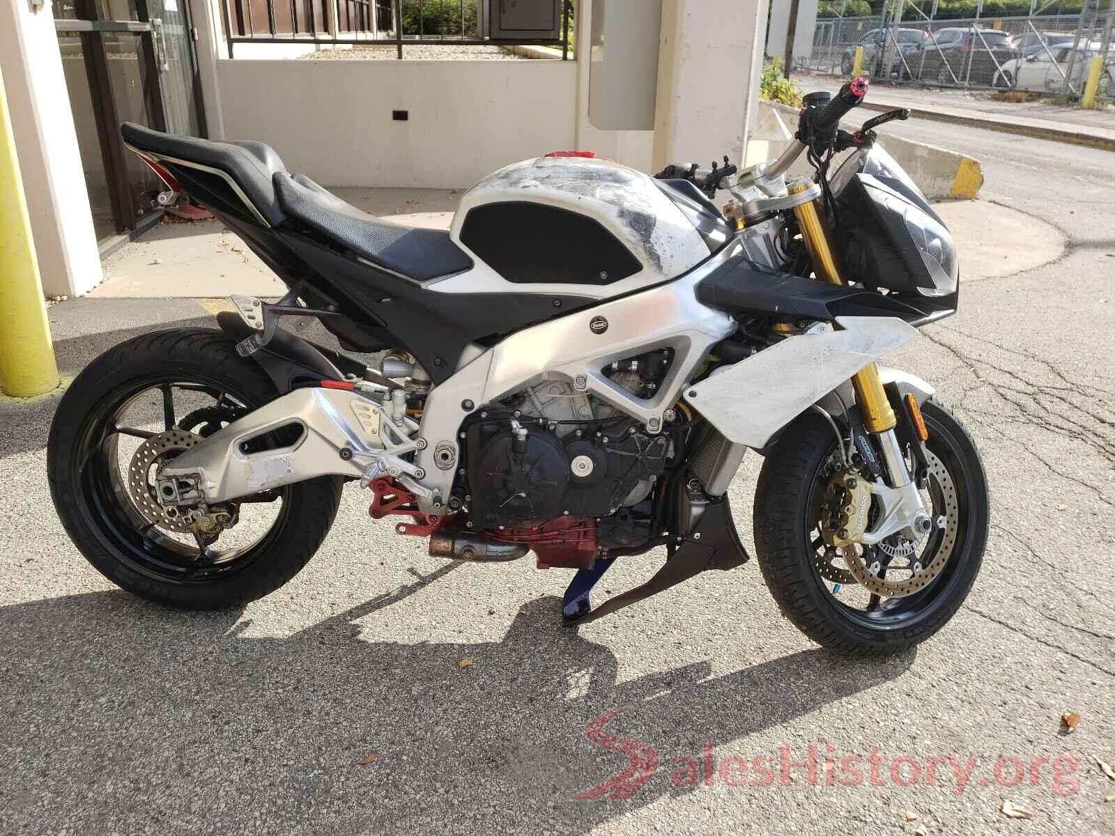 ZD4TYCA09ES000259 2014 APRILIA TUONO