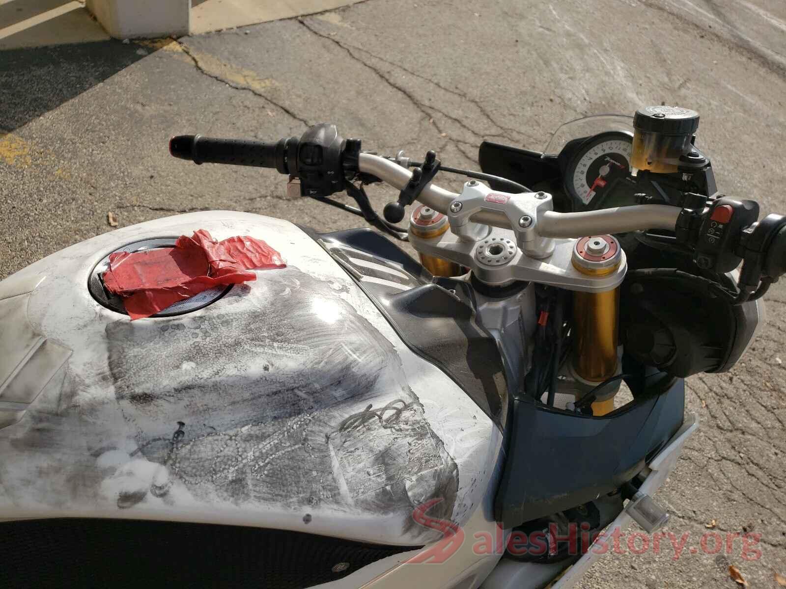 ZD4TYCA09ES000259 2014 APRILIA TUONO