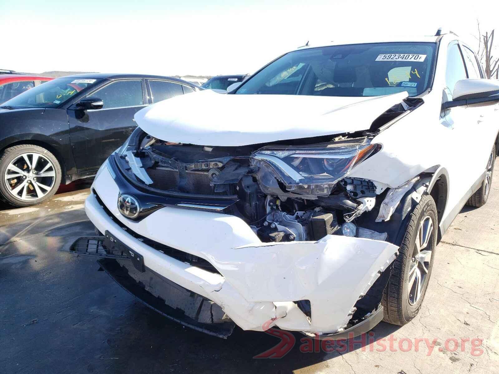 2T3WFREV5JW494273 2018 TOYOTA RAV4