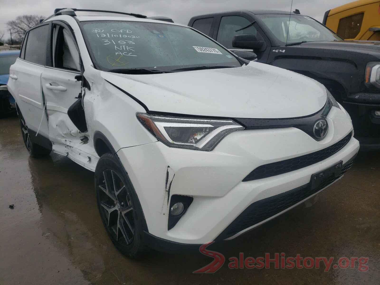 2T3NFREV3HW356592 2017 TOYOTA RAV4