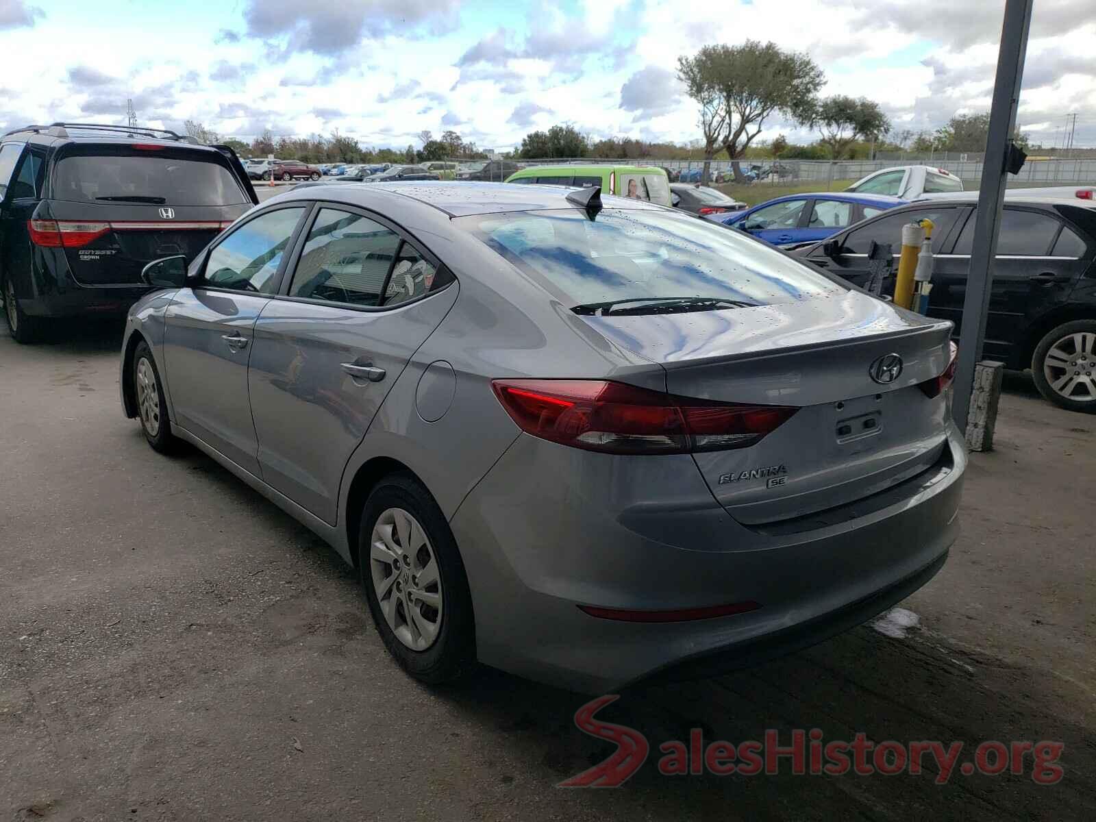 5NPD74LF5HH149975 2017 HYUNDAI ELANTRA