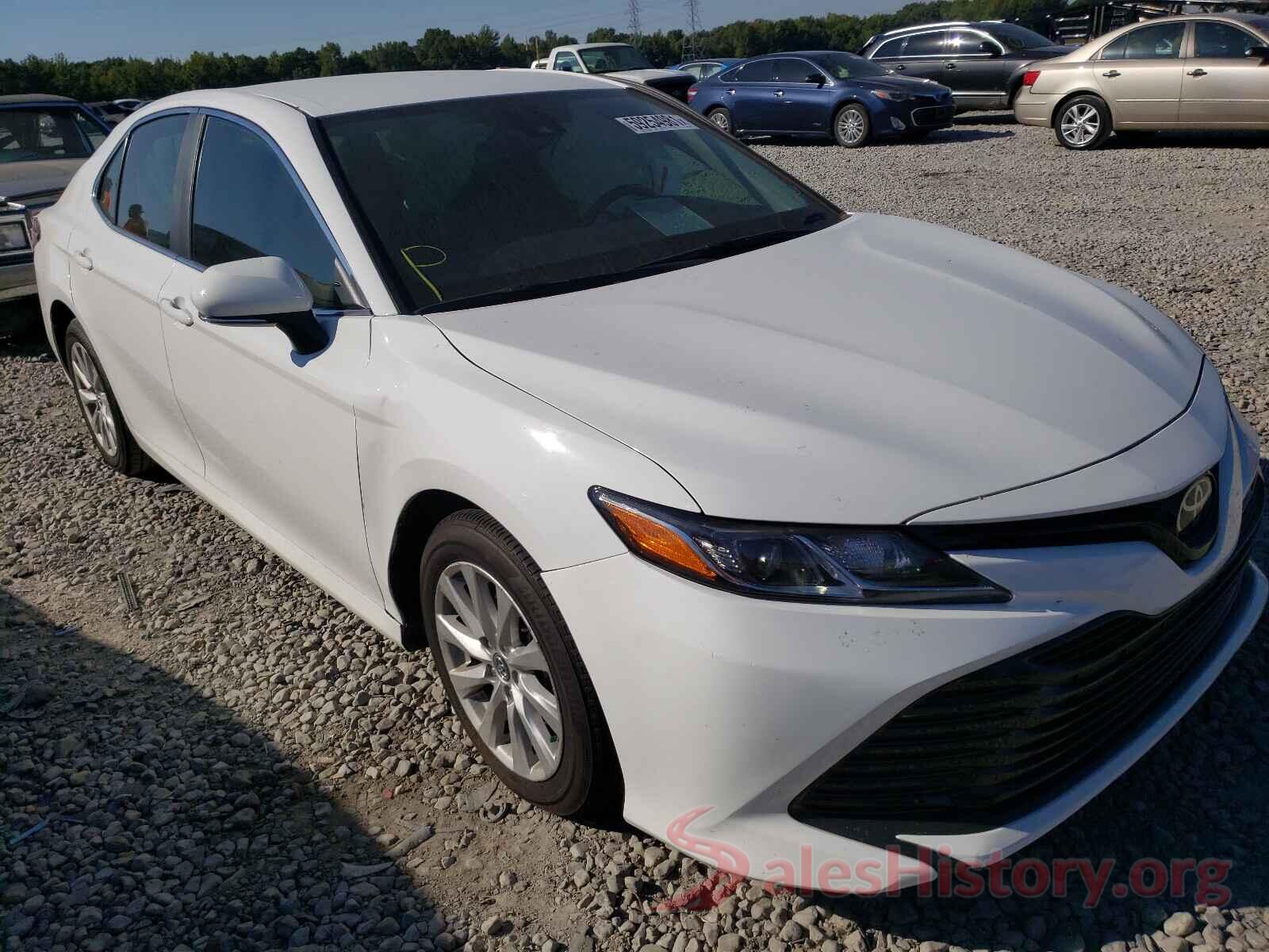 4T1B11HK2KU255662 2019 TOYOTA CAMRY