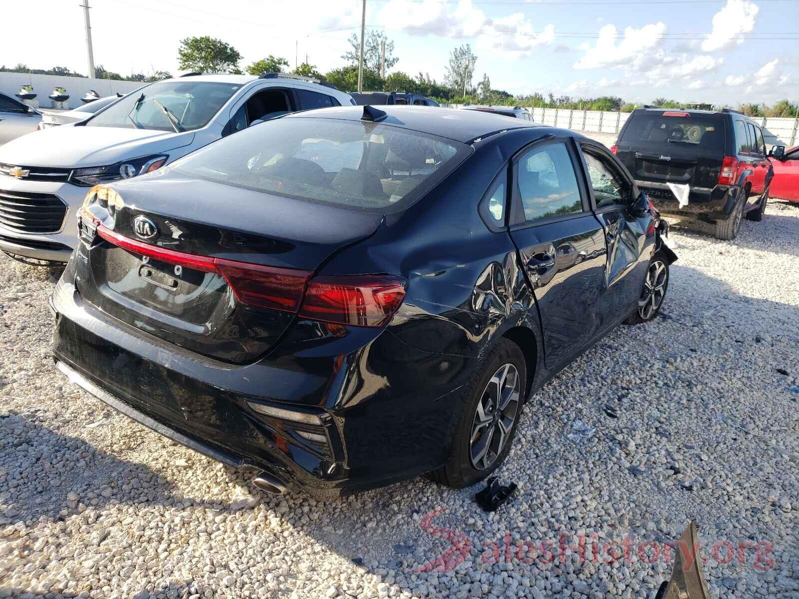 3KPF24AD0ME305766 2021 KIA FORTE