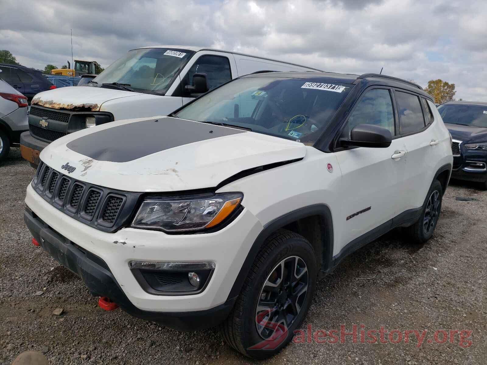 3C4NJDDB1KT748087 2019 JEEP COMPASS