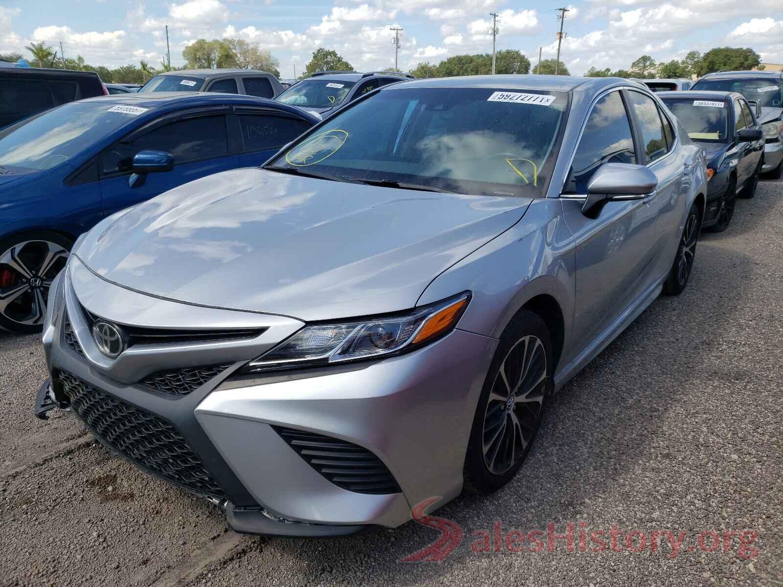 4T1B11HK4JU635164 2018 TOYOTA CAMRY