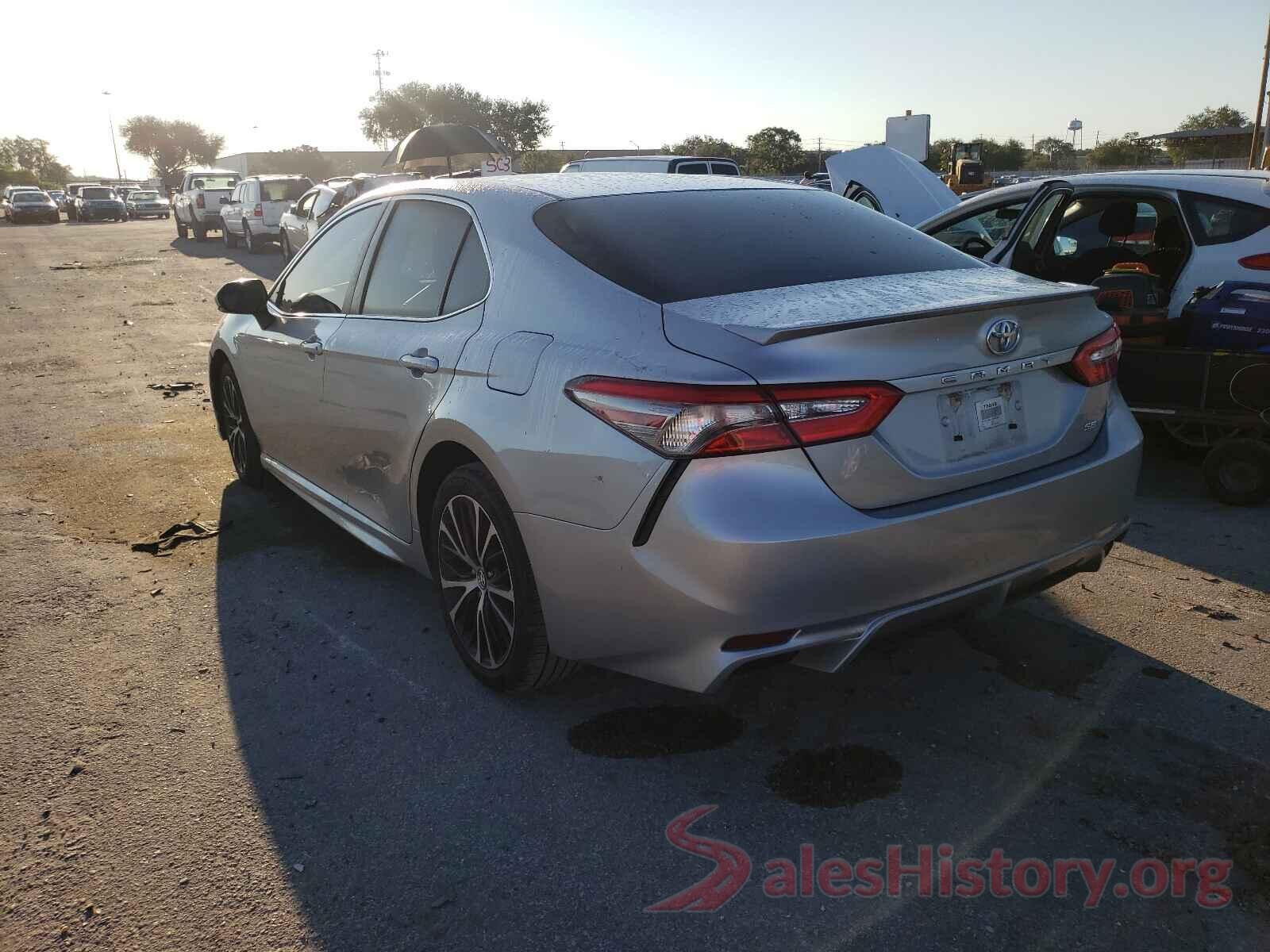 4T1B11HK4JU635164 2018 TOYOTA CAMRY