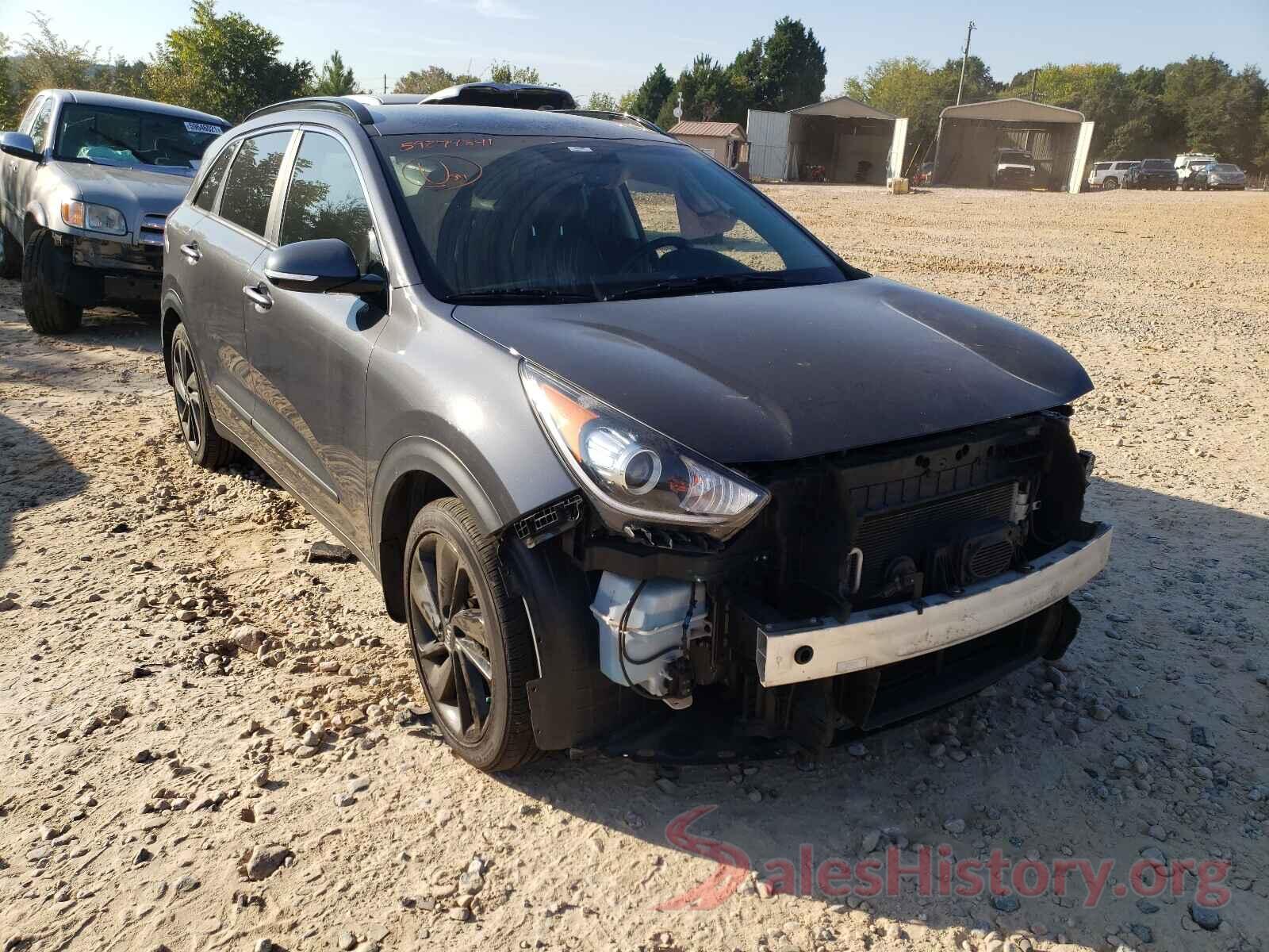 KNDCC3LC9J5141214 2018 KIA NIRO