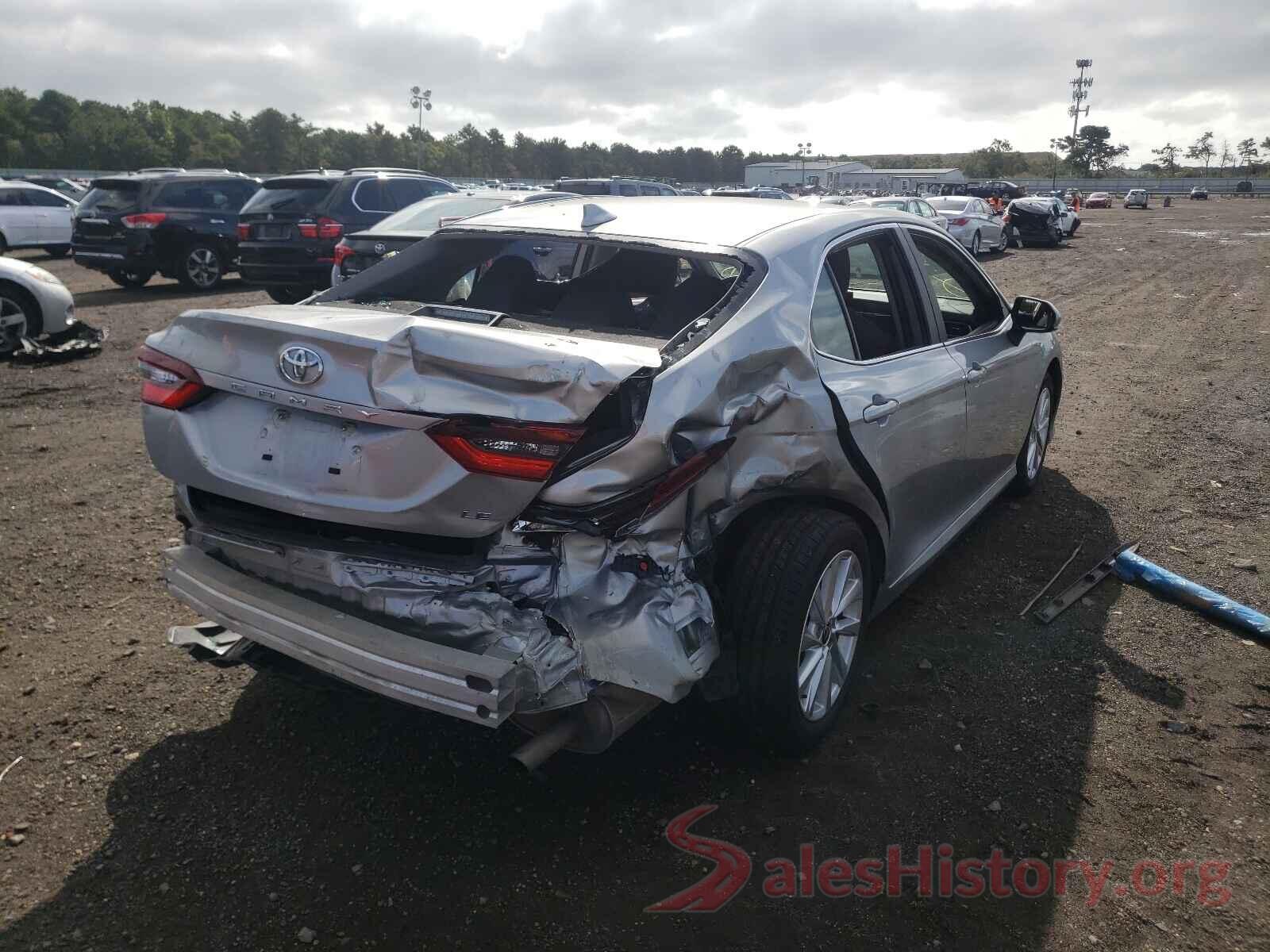 4T1C11AKXMU445792 2021 TOYOTA CAMRY