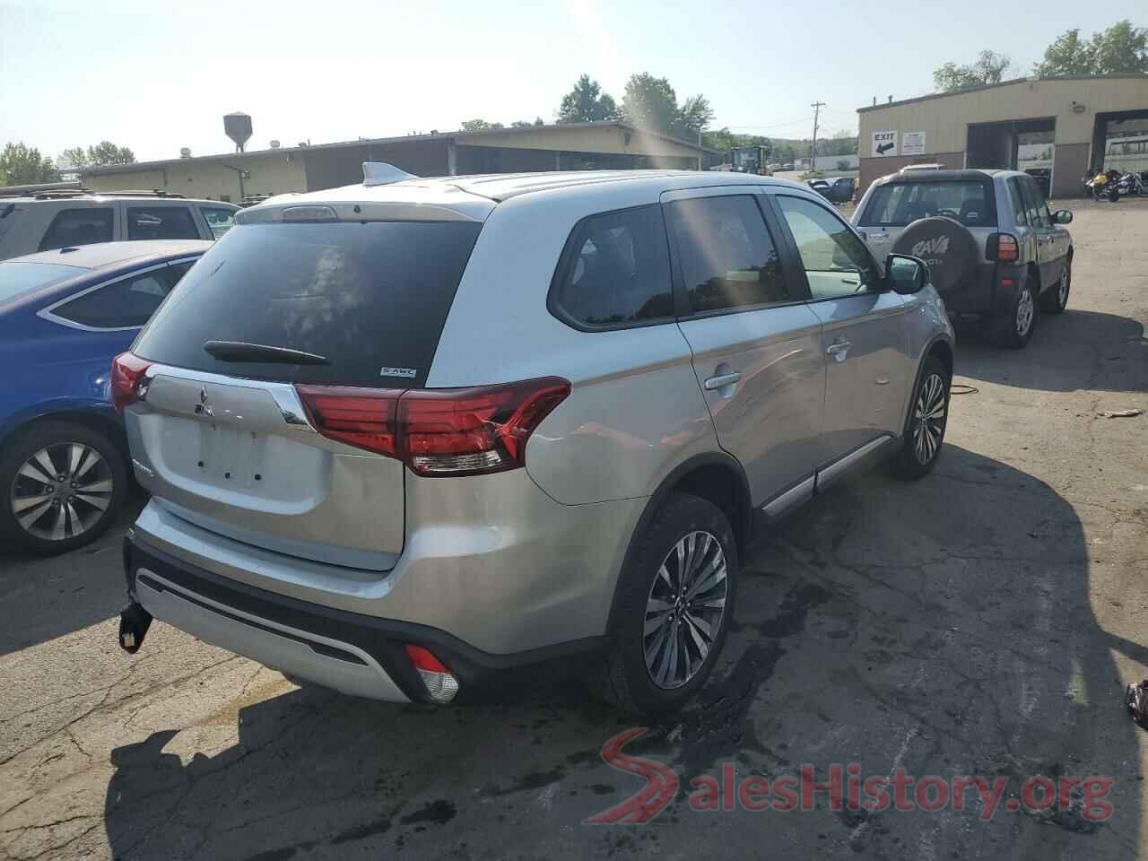 JA4AZ3A33LZ045514 2020 MITSUBISHI OUTLANDER