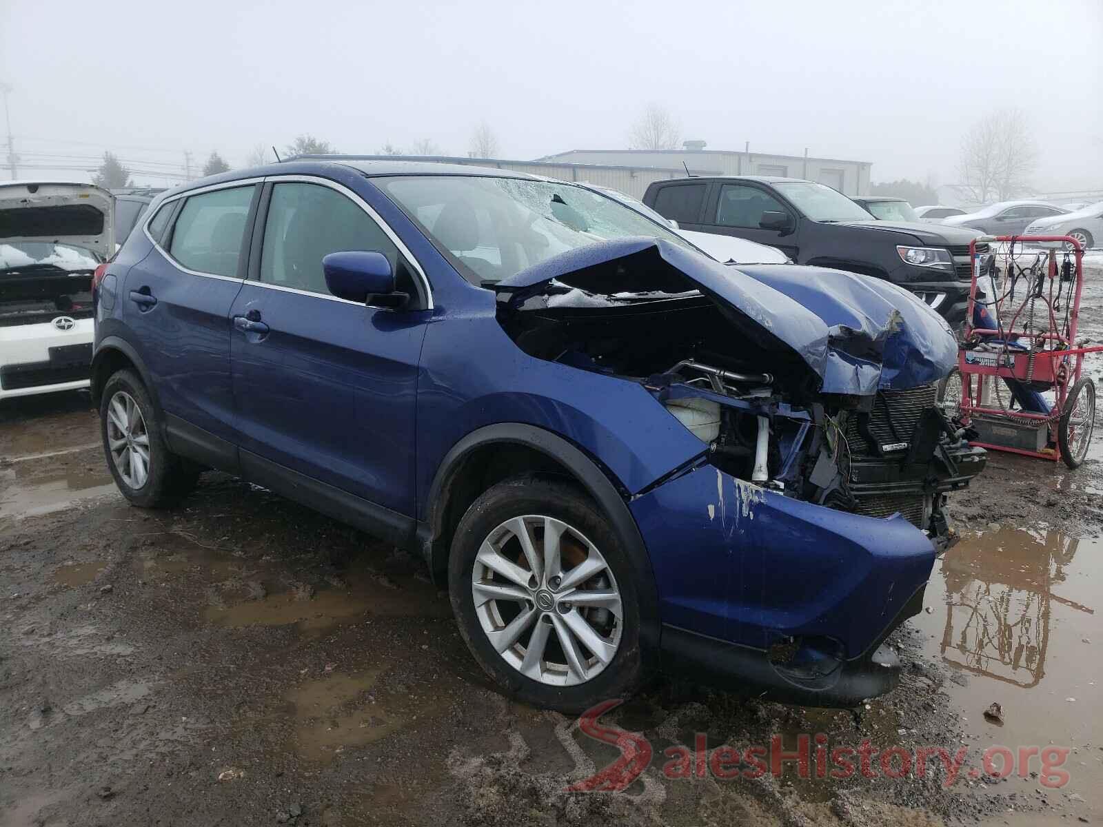 JN1BJ1CR6JW286556 2018 NISSAN ROGUE