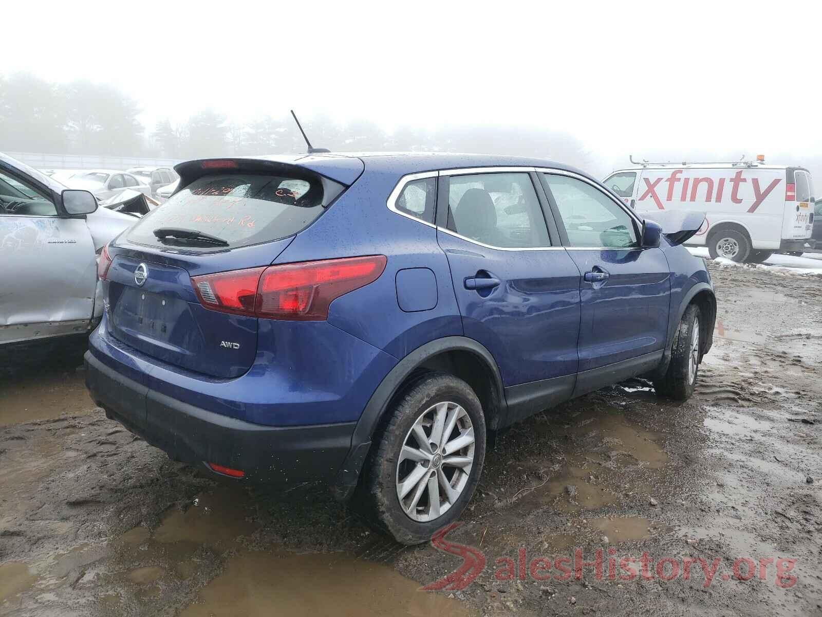 JN1BJ1CR6JW286556 2018 NISSAN ROGUE