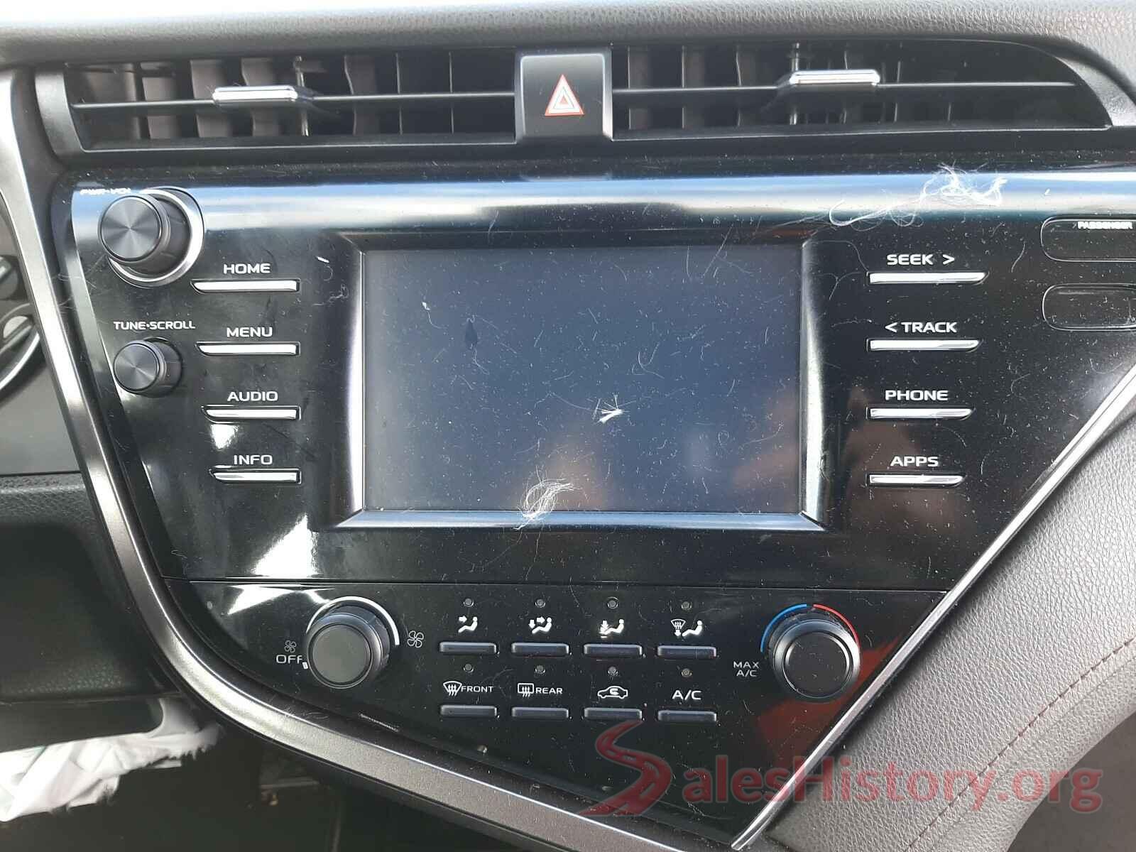 4T1B11HK3JU677230 2018 TOYOTA CAMRY