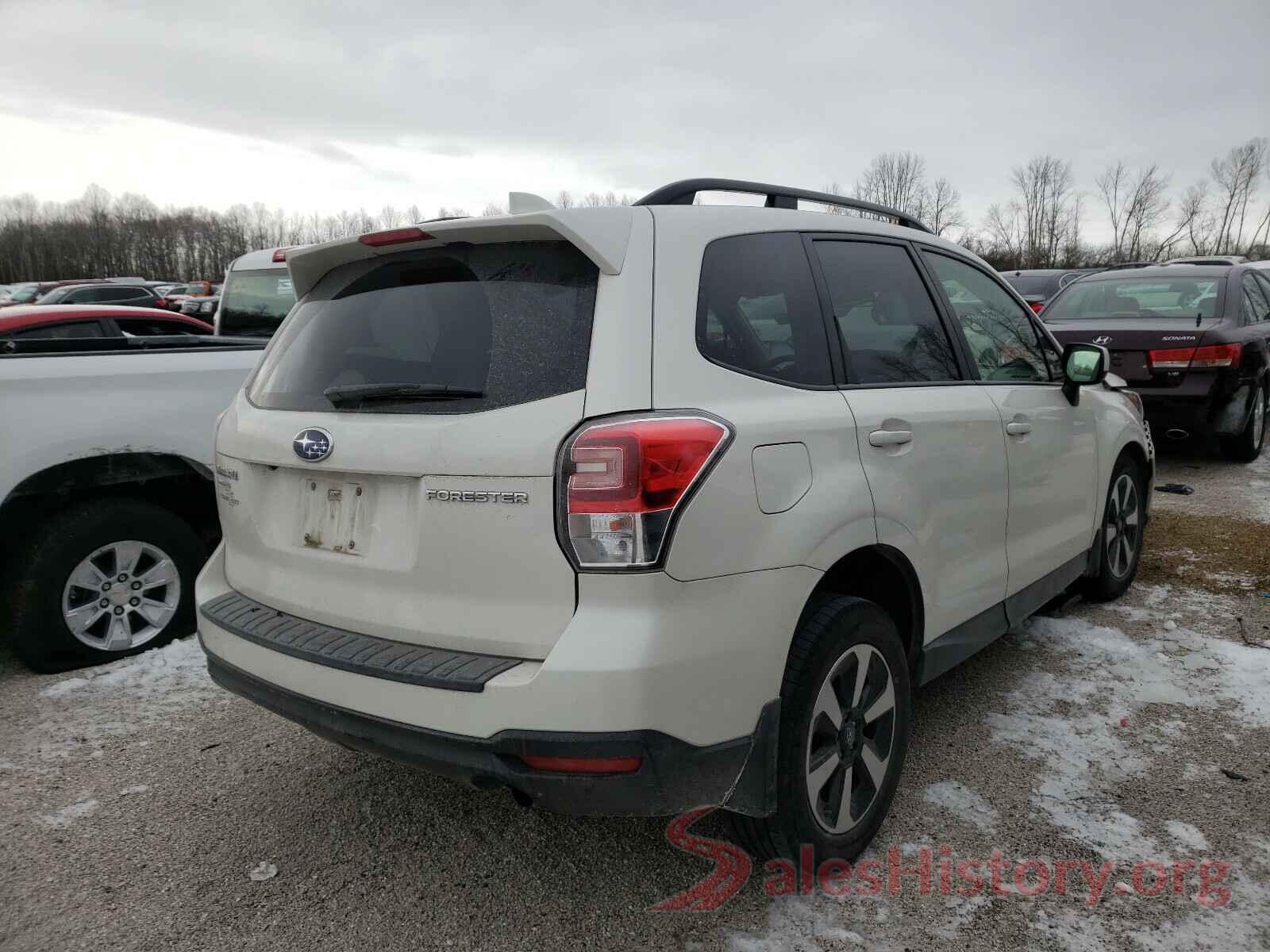 JF2SJAEC3JH459476 2018 SUBARU FORESTER