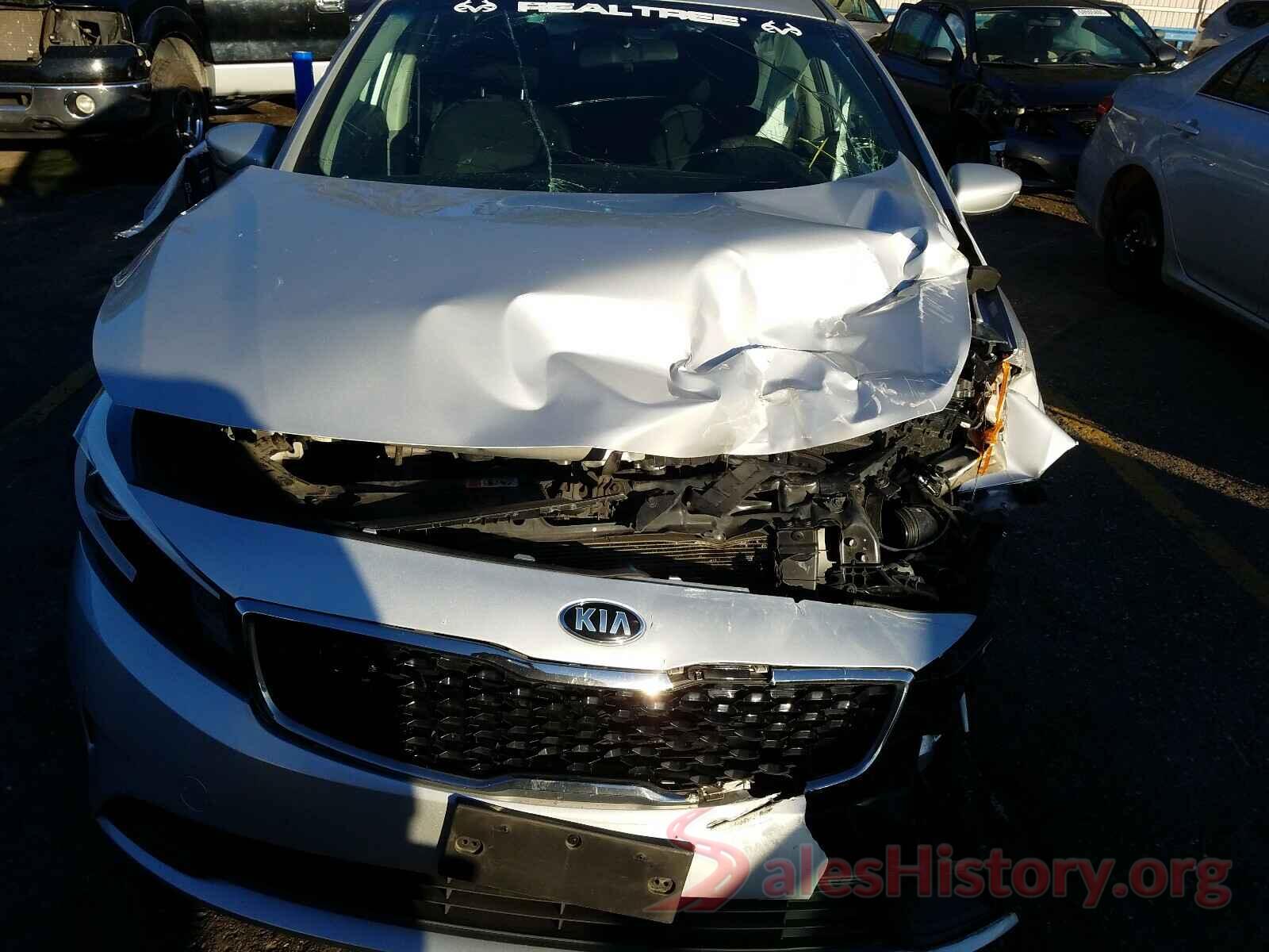 3KPFK4A75HE130009 2017 KIA FORTE