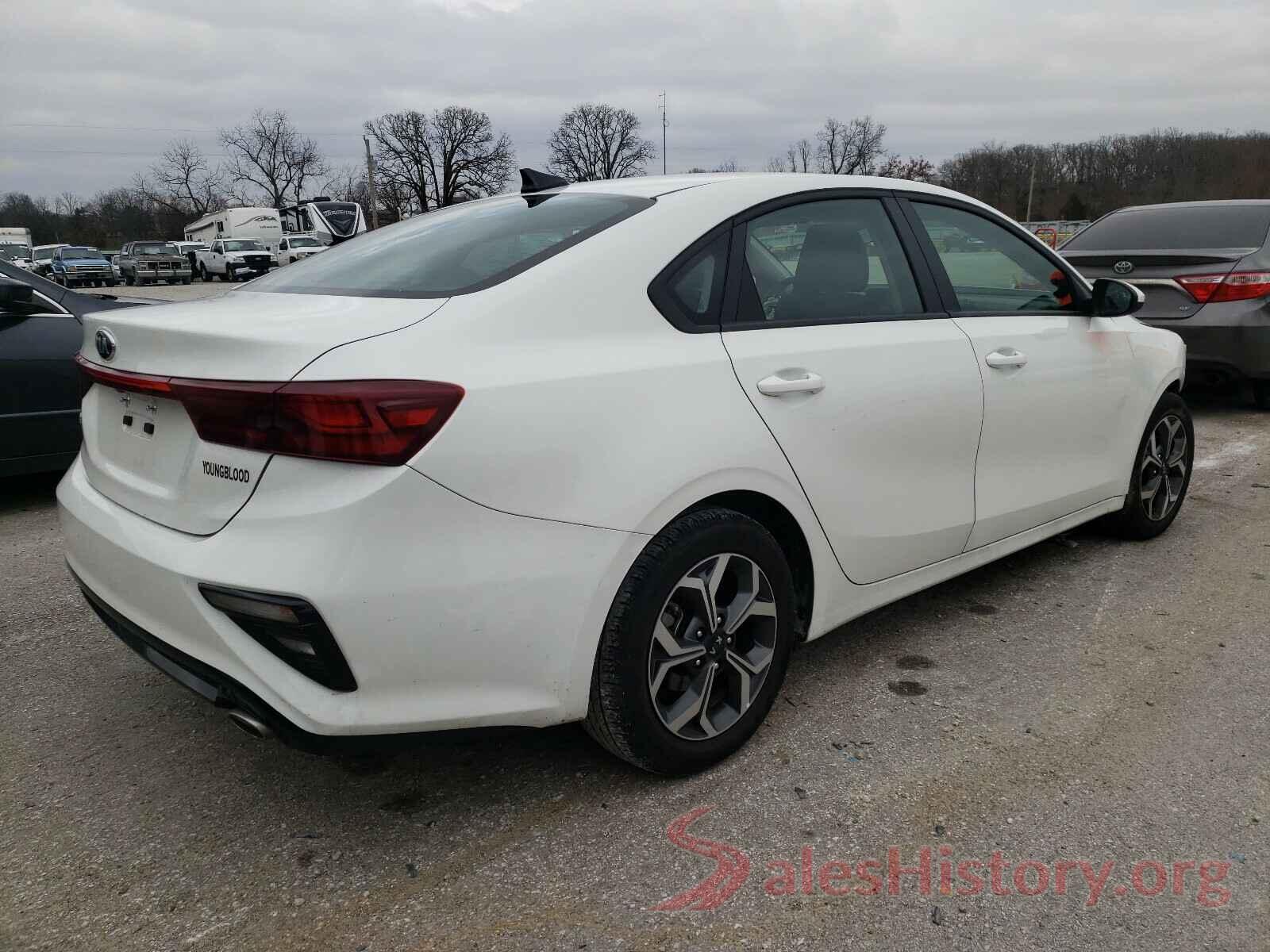 3KPF24AD2KE114430 2019 KIA FORTE