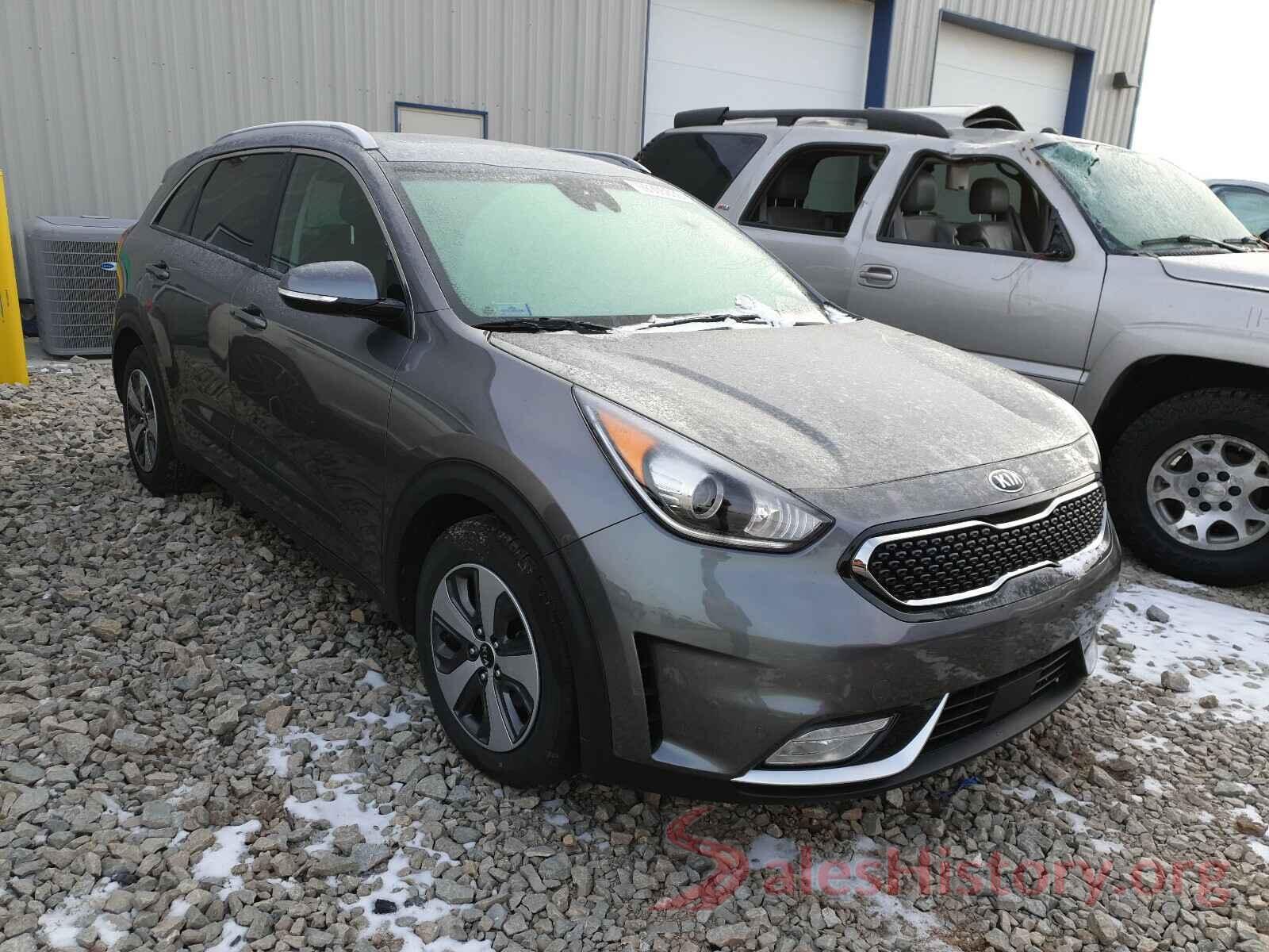 KNDCE3LC0J5156291 2018 KIA NIRO