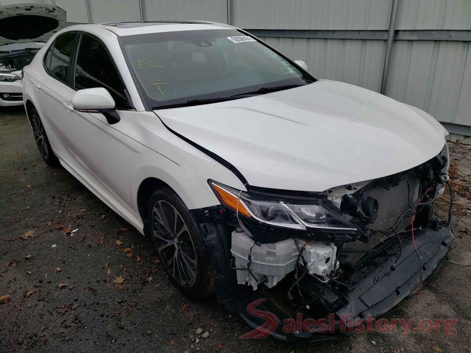 4T1B11HK0JU002029 2018 TOYOTA CAMRY