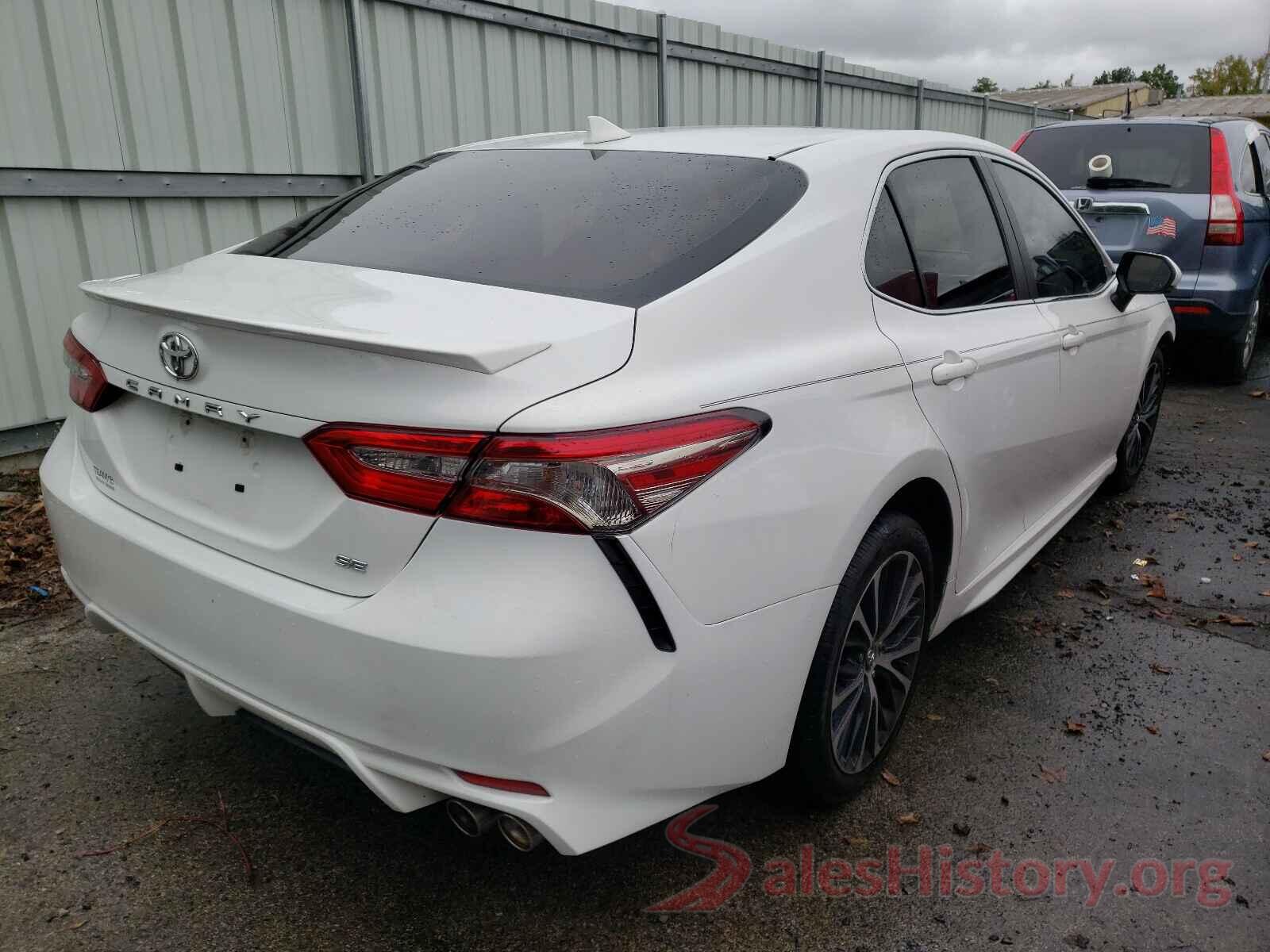 4T1B11HK0JU002029 2018 TOYOTA CAMRY