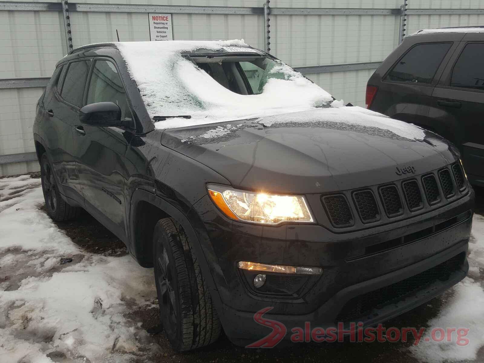 3C4NJDBB9JT492864 2018 JEEP COMPASS