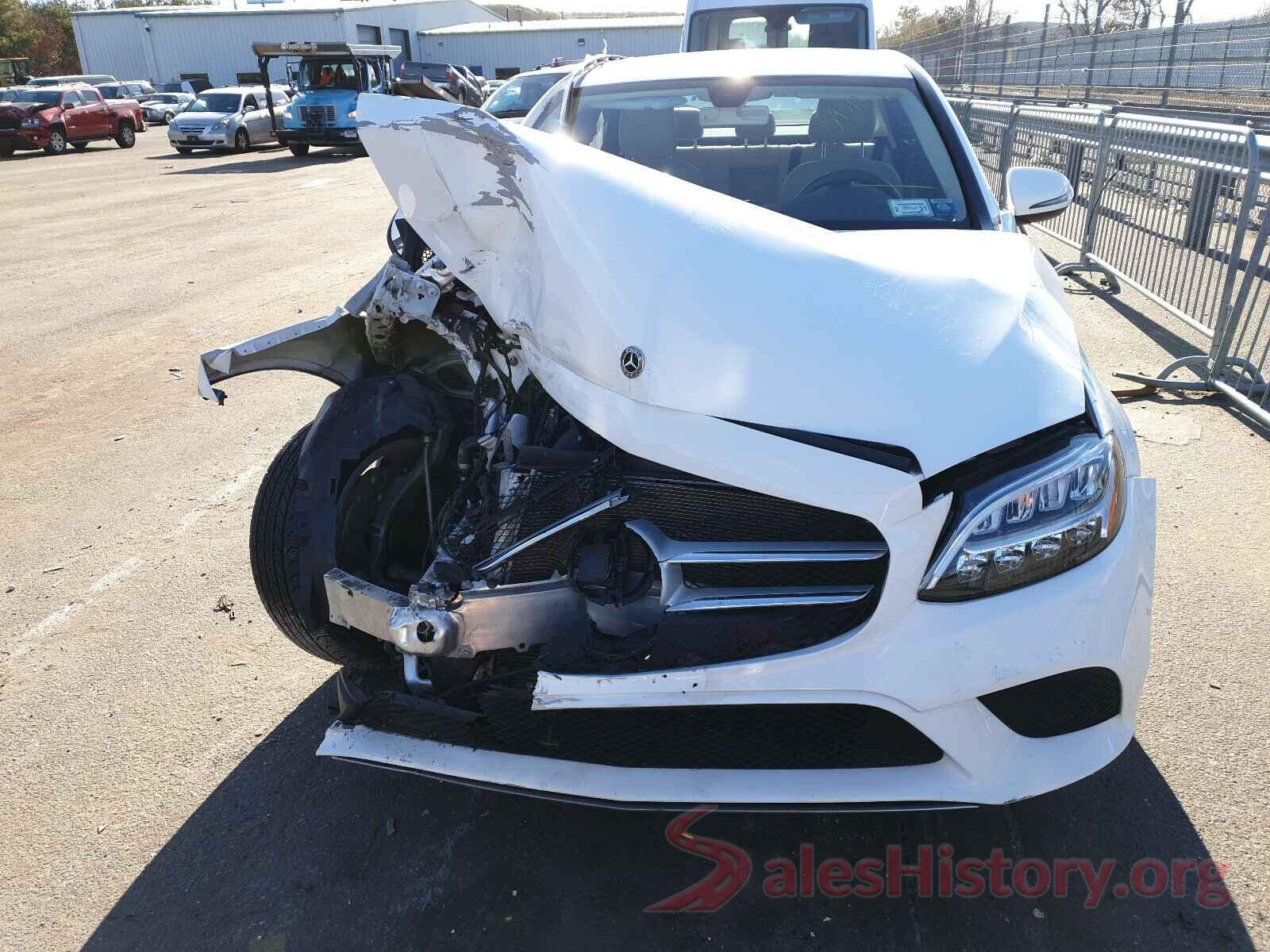 55SWF8EB4KU296192 2019 MERCEDES-BENZ C CLASS