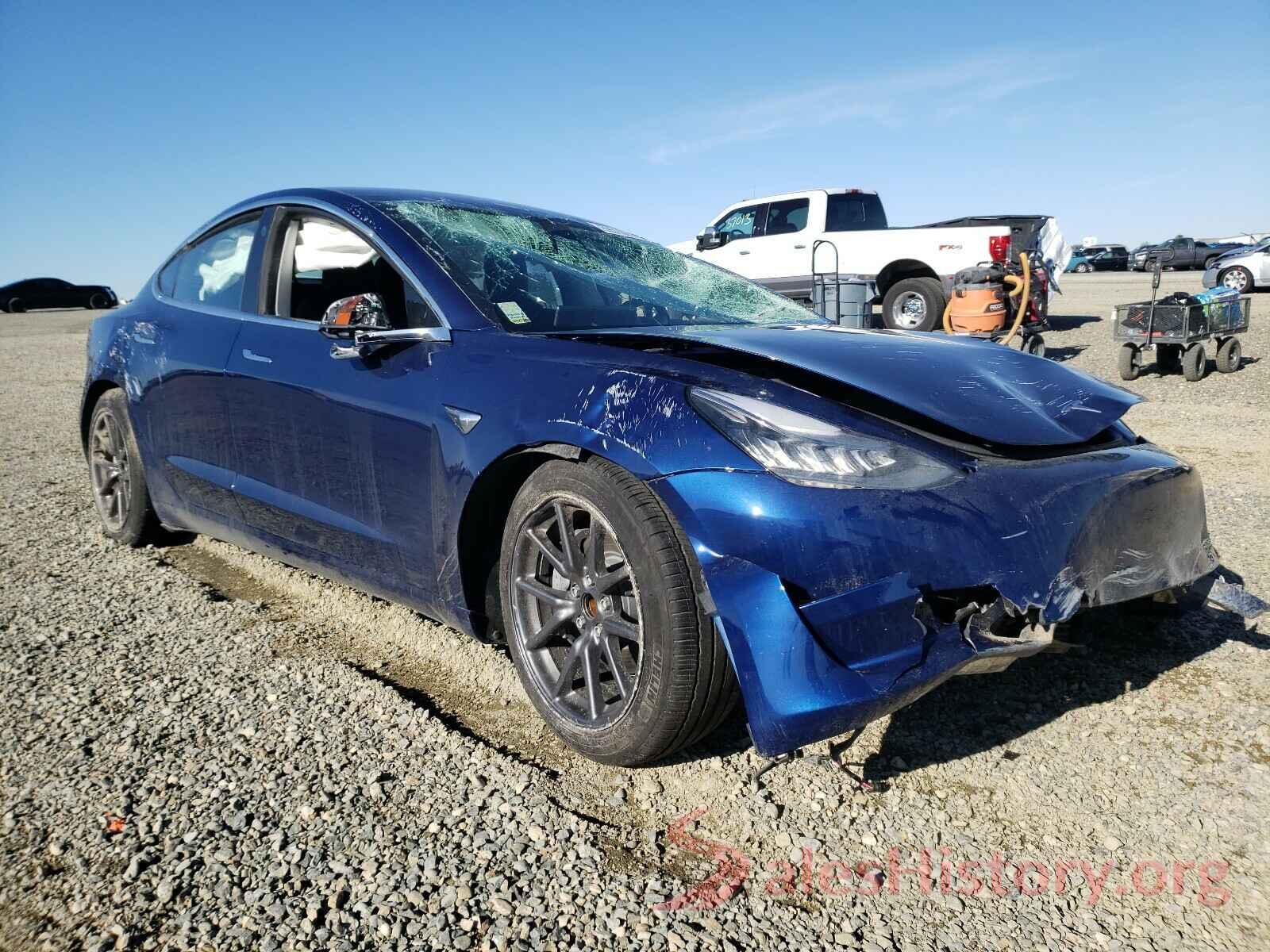 5YJ3E1EA1JF059258 2018 TESLA MODEL 3