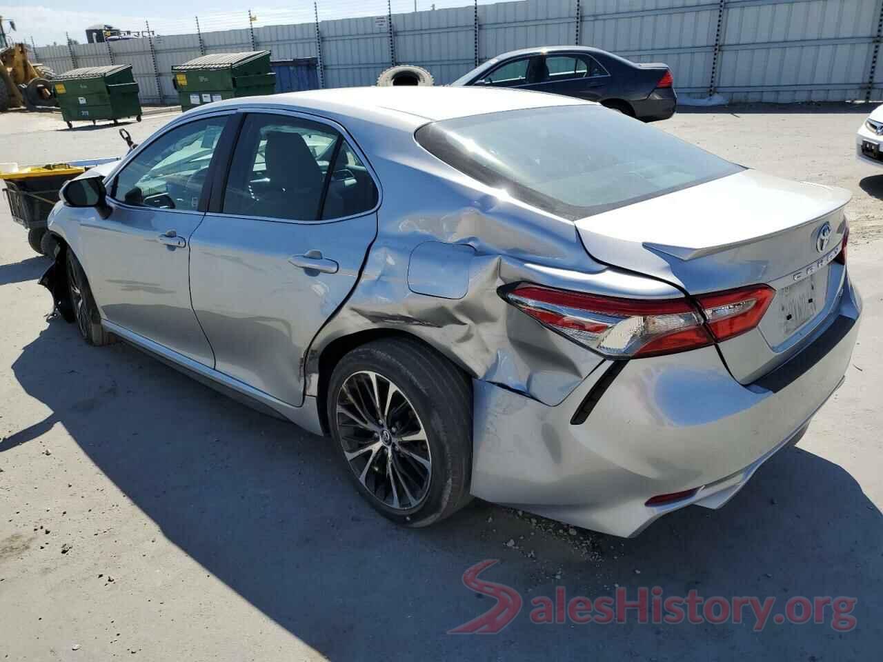 4T1B11HK7JU105139 2018 TOYOTA CAMRY