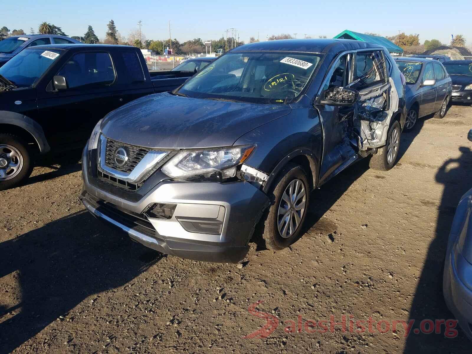 KNMAT2MT3JP521766 2018 NISSAN ROGUE