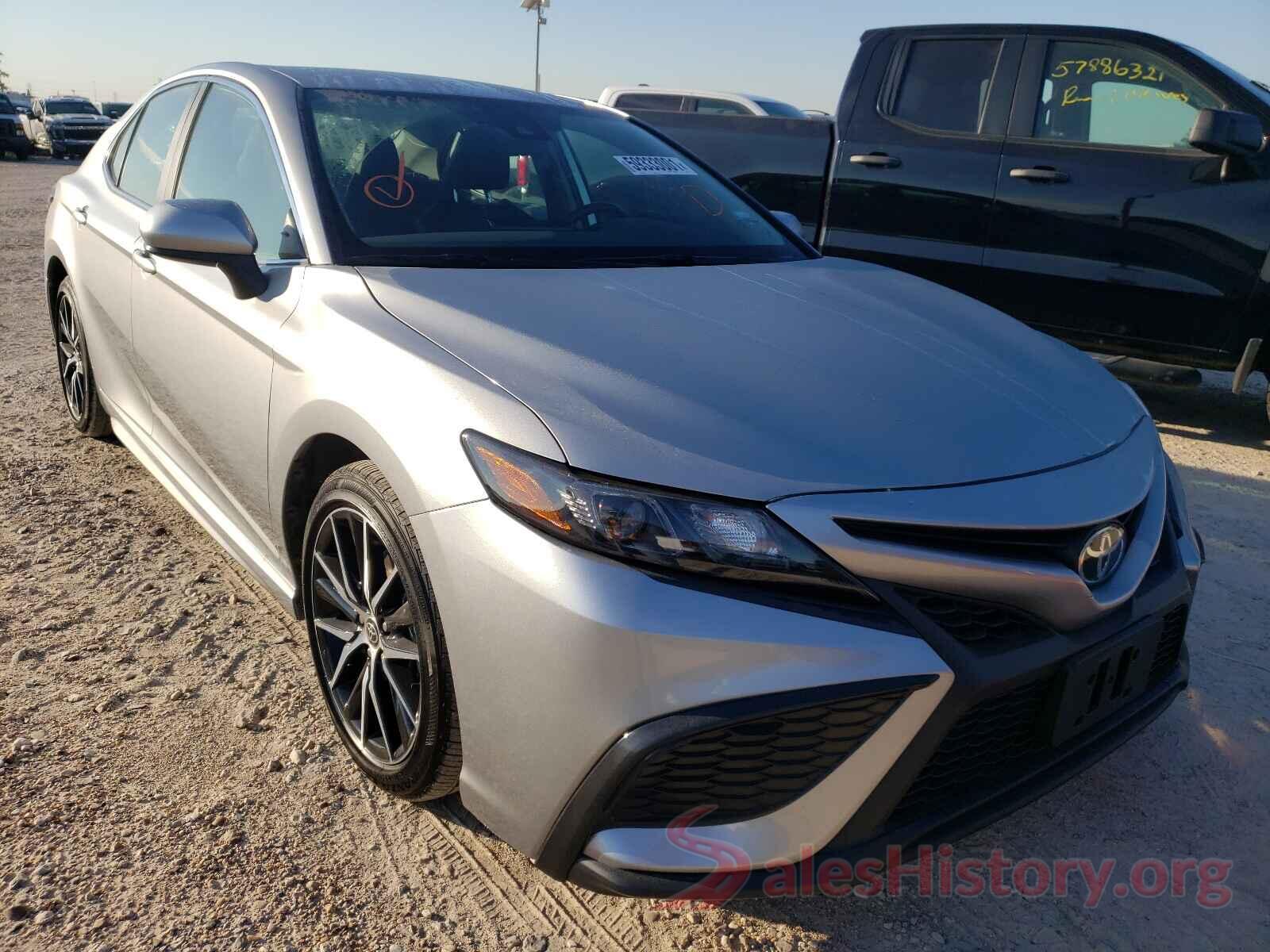 4T1G11AK5MU525471 2021 TOYOTA CAMRY