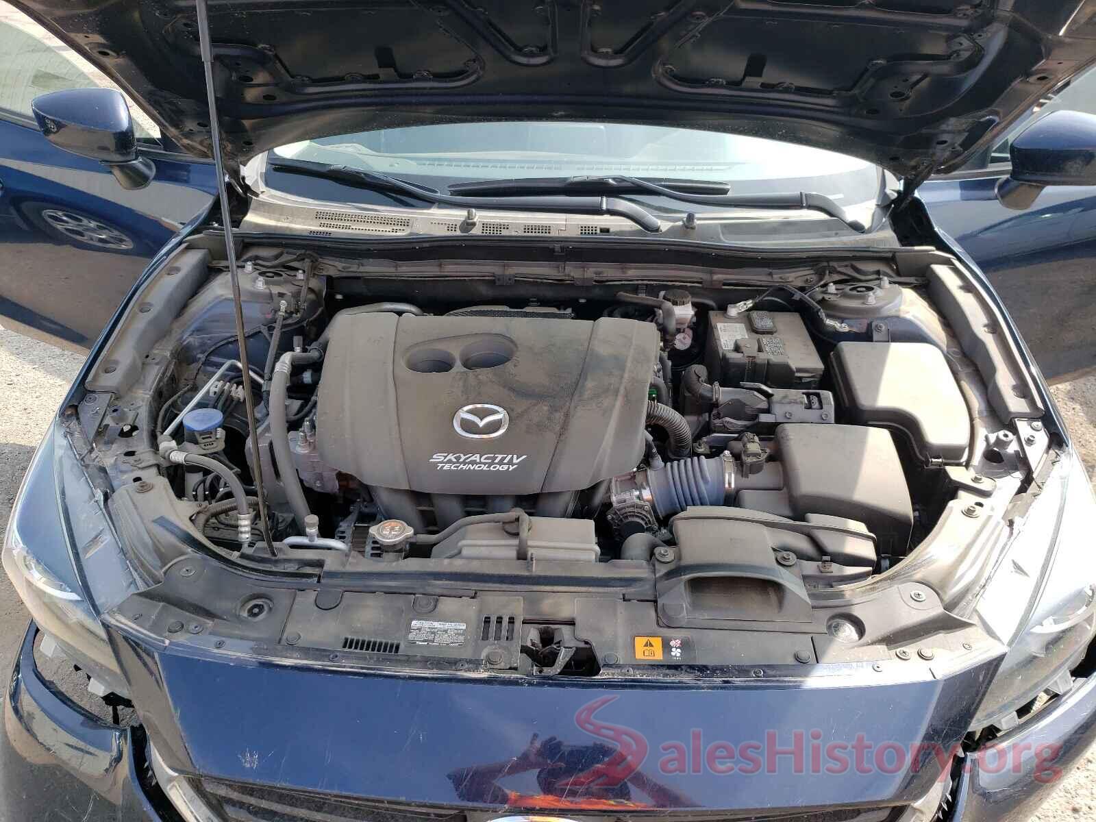 3MZBN1U72JM228746 2018 MAZDA 3