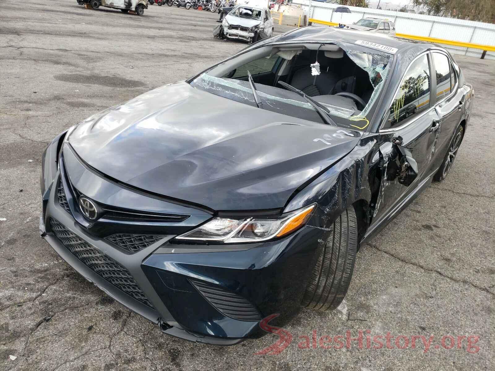 JTNB11HK3J3018537 2018 TOYOTA CAMRY