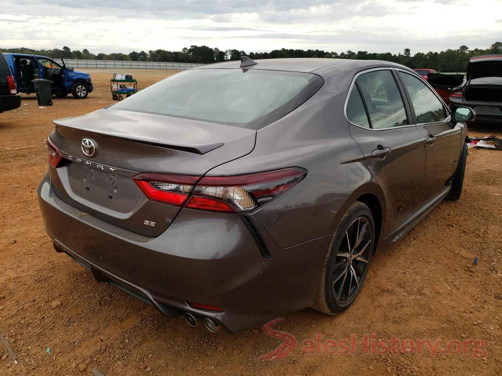 4T1G11AKXMU446619 2021 TOYOTA CAMRY