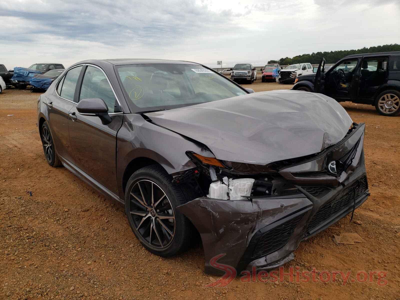 4T1G11AKXMU446619 2021 TOYOTA CAMRY