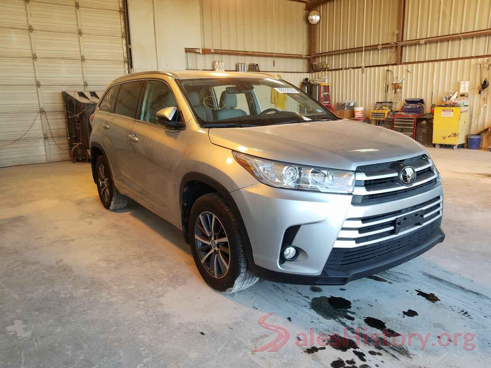 5TDKZRFH7JS270227 2018 TOYOTA HIGHLANDER