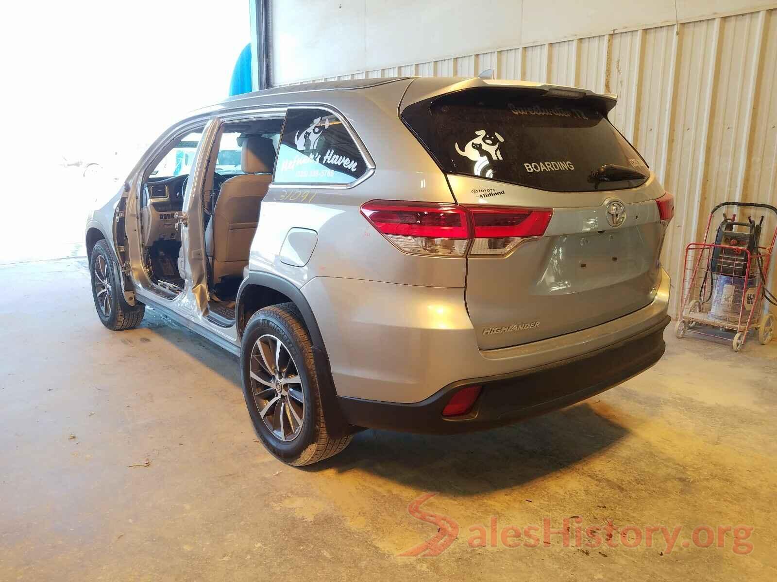 5TDKZRFH7JS270227 2018 TOYOTA HIGHLANDER