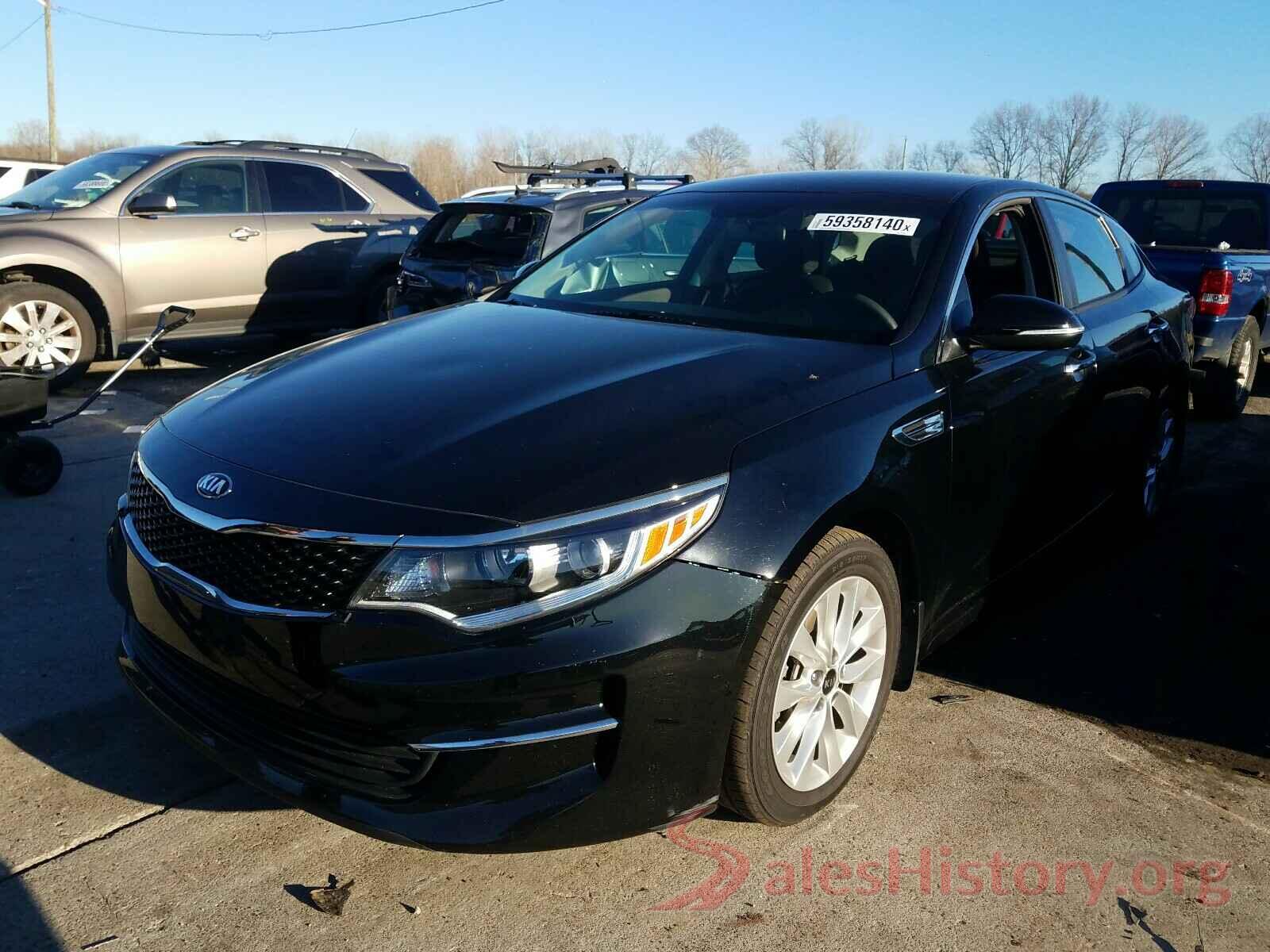 5XXGT4L30JG252379 2018 KIA OPTIMA