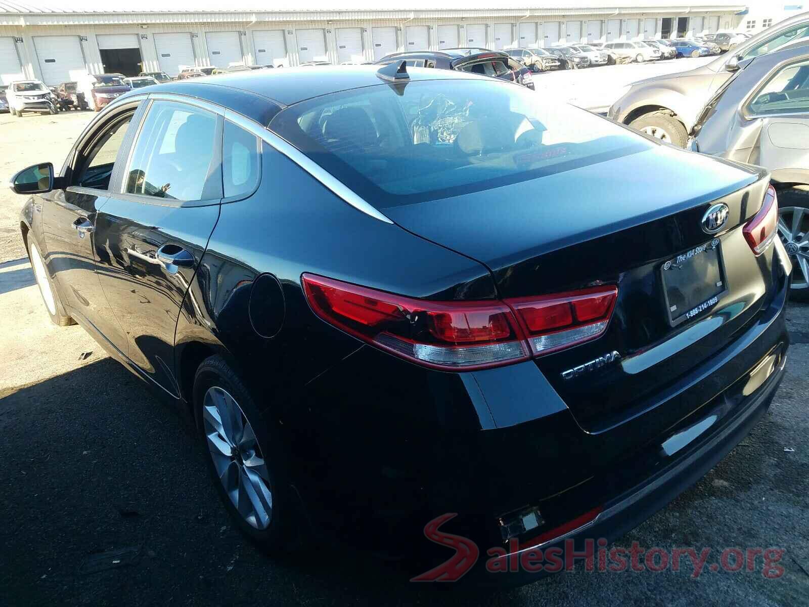 5XXGT4L30JG252379 2018 KIA OPTIMA