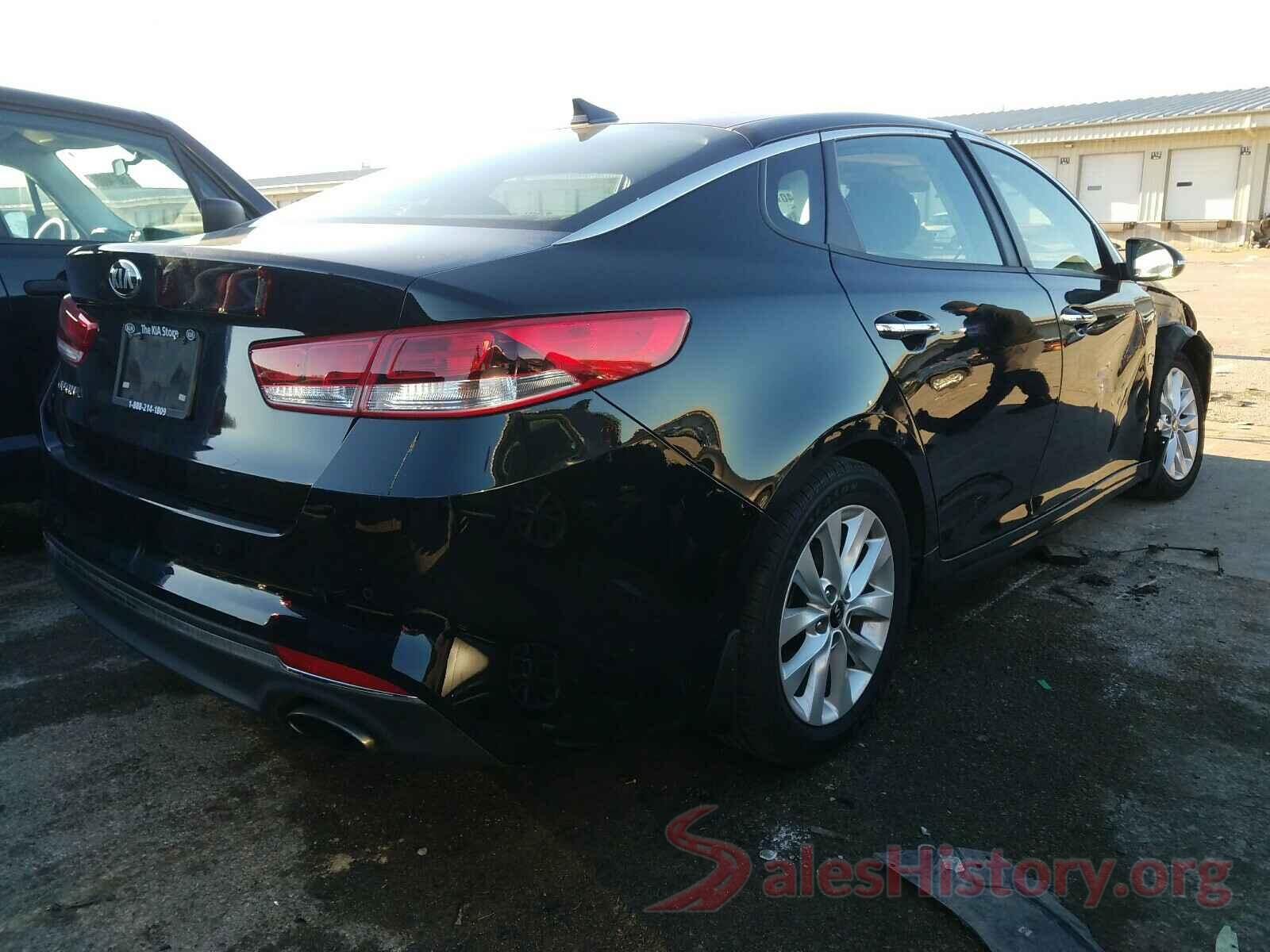 5XXGT4L30JG252379 2018 KIA OPTIMA