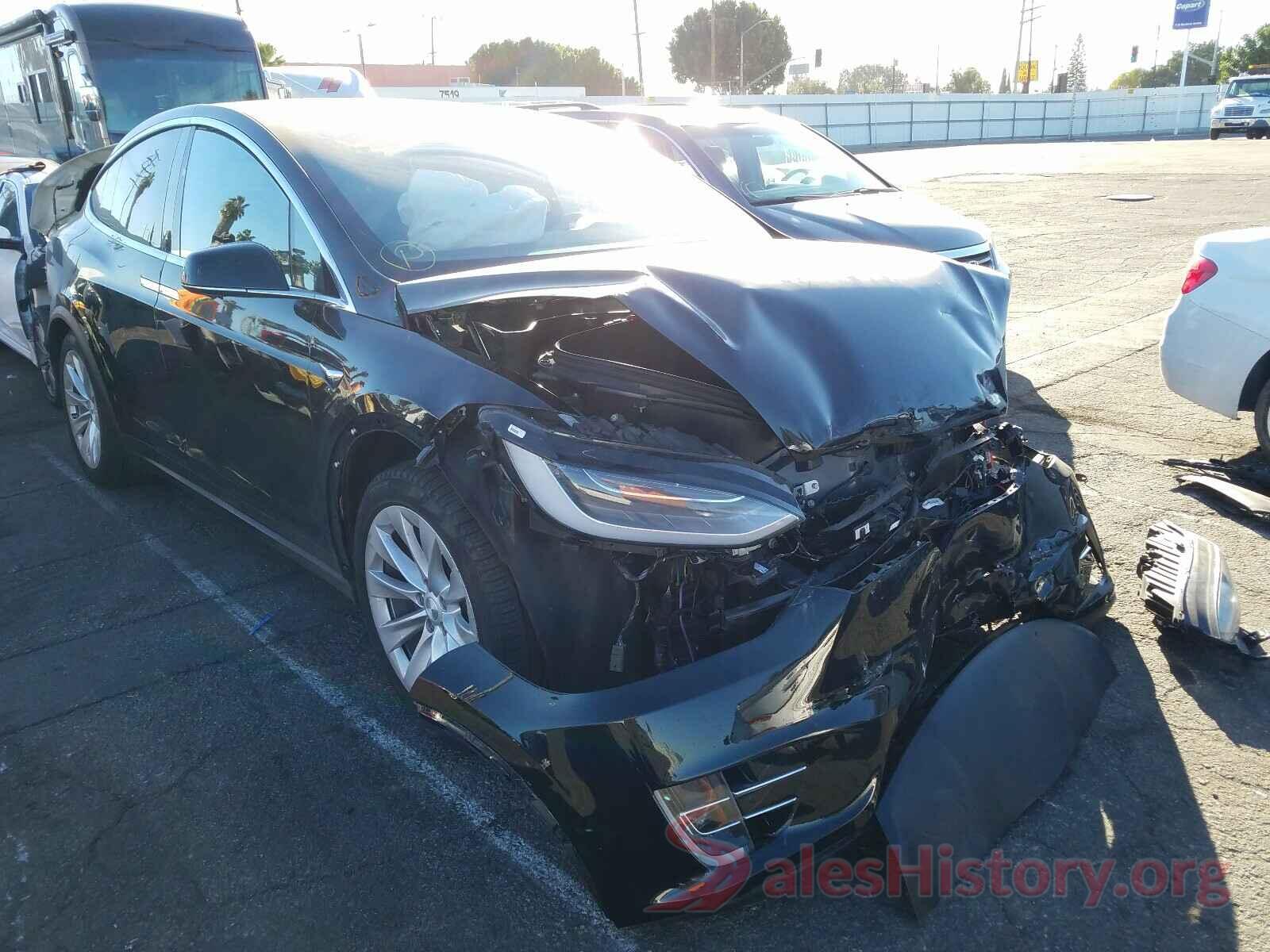 5YJXCBE28HF053702 2017 TESLA MODEL X