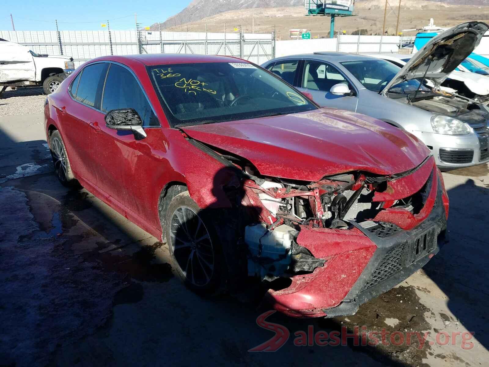 4T1B11HK7KU162569 2019 TOYOTA CAMRY