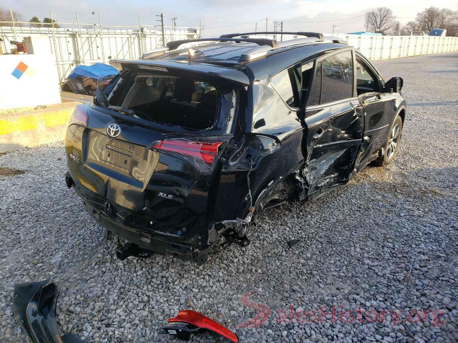 2T3WFREV8HW338111 2017 TOYOTA RAV4