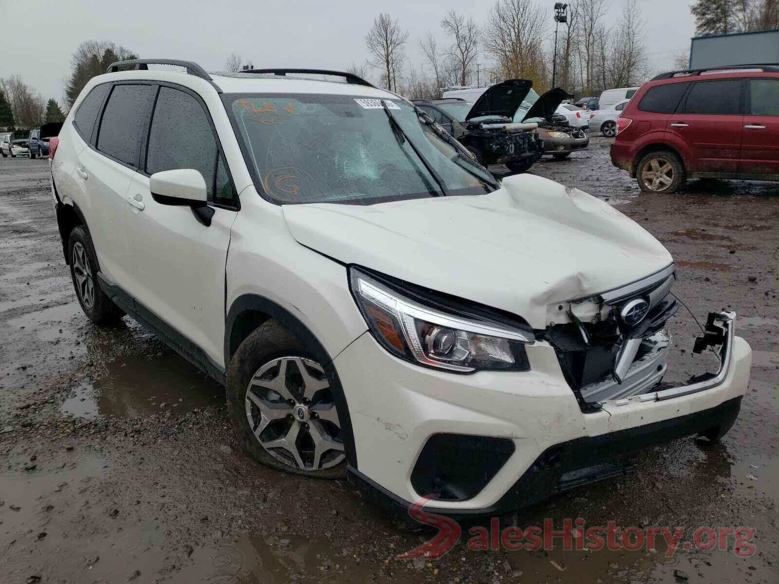 JF2SKAJC6LH570173 2020 SUBARU FORESTER