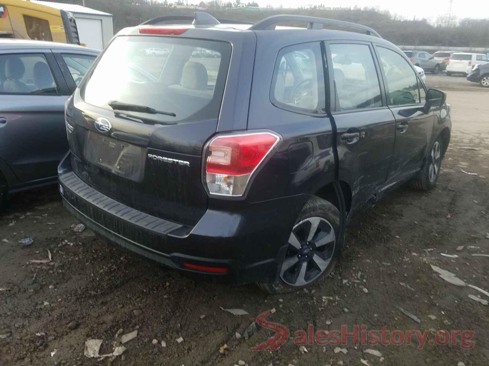 JF2SJABC3JH526713 2018 SUBARU FORESTER