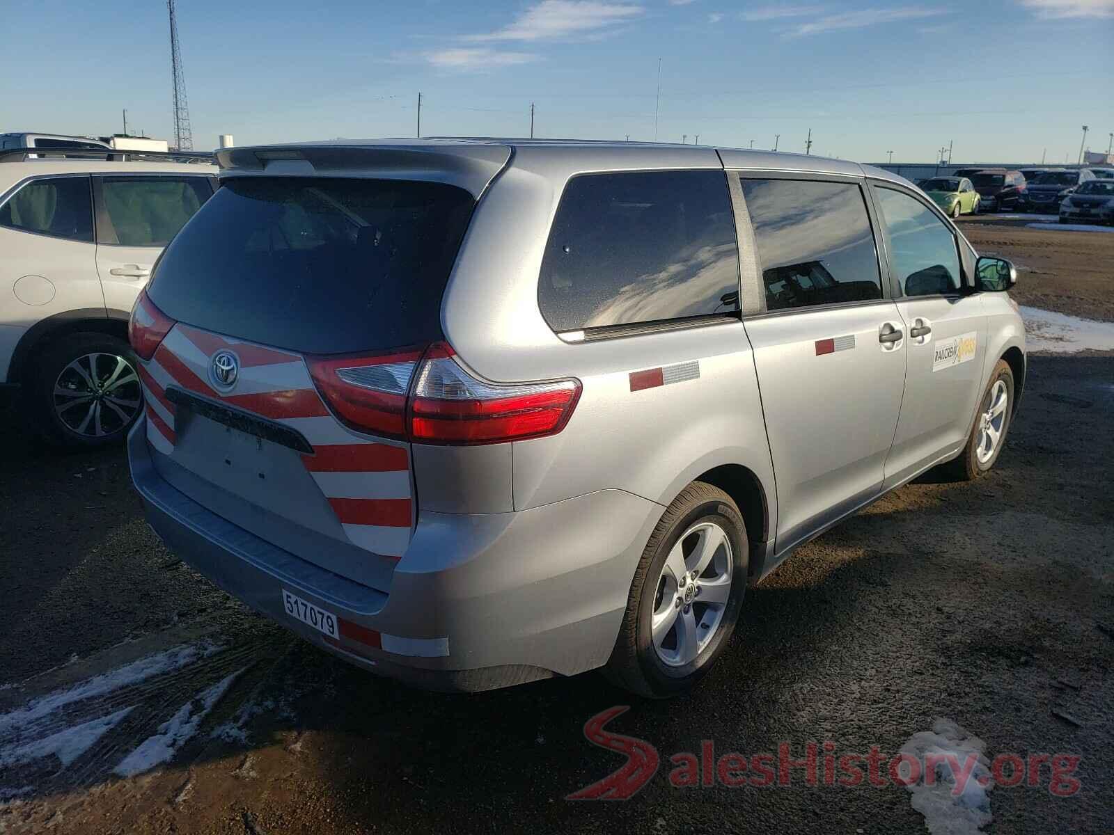 5TDZZ3DCXHS807556 2017 TOYOTA SIENNA