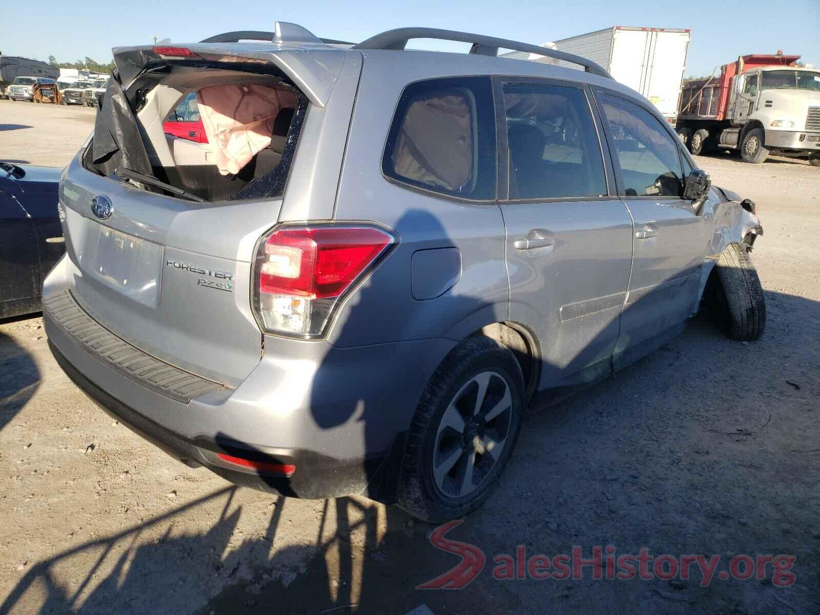 JF2SJAGC5HH480725 2017 SUBARU FORESTER