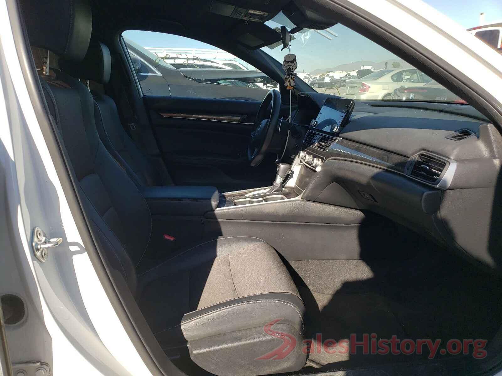 1HGCV1F37JA170715 2018 HONDA ACCORD