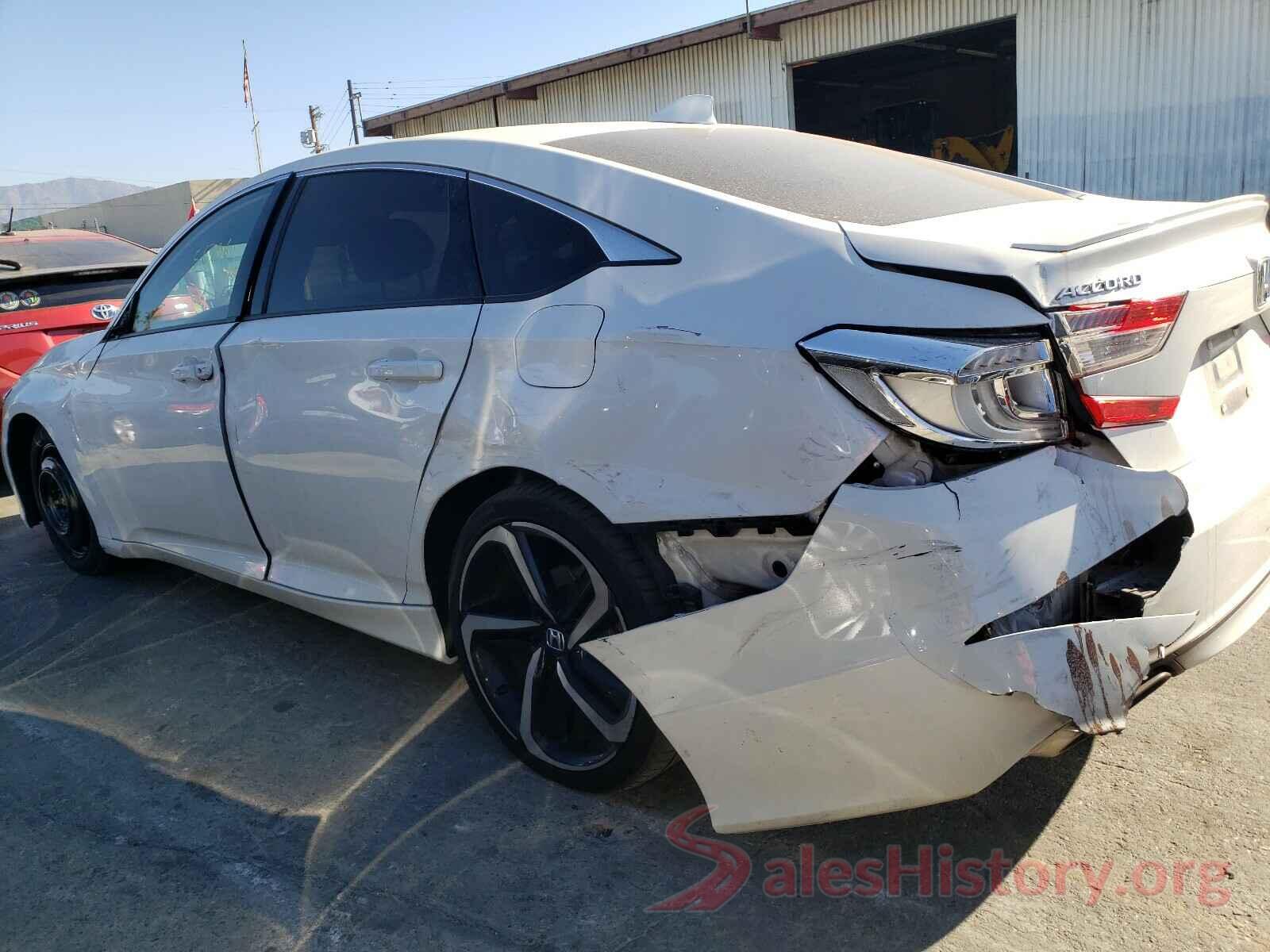 1HGCV1F37JA170715 2018 HONDA ACCORD